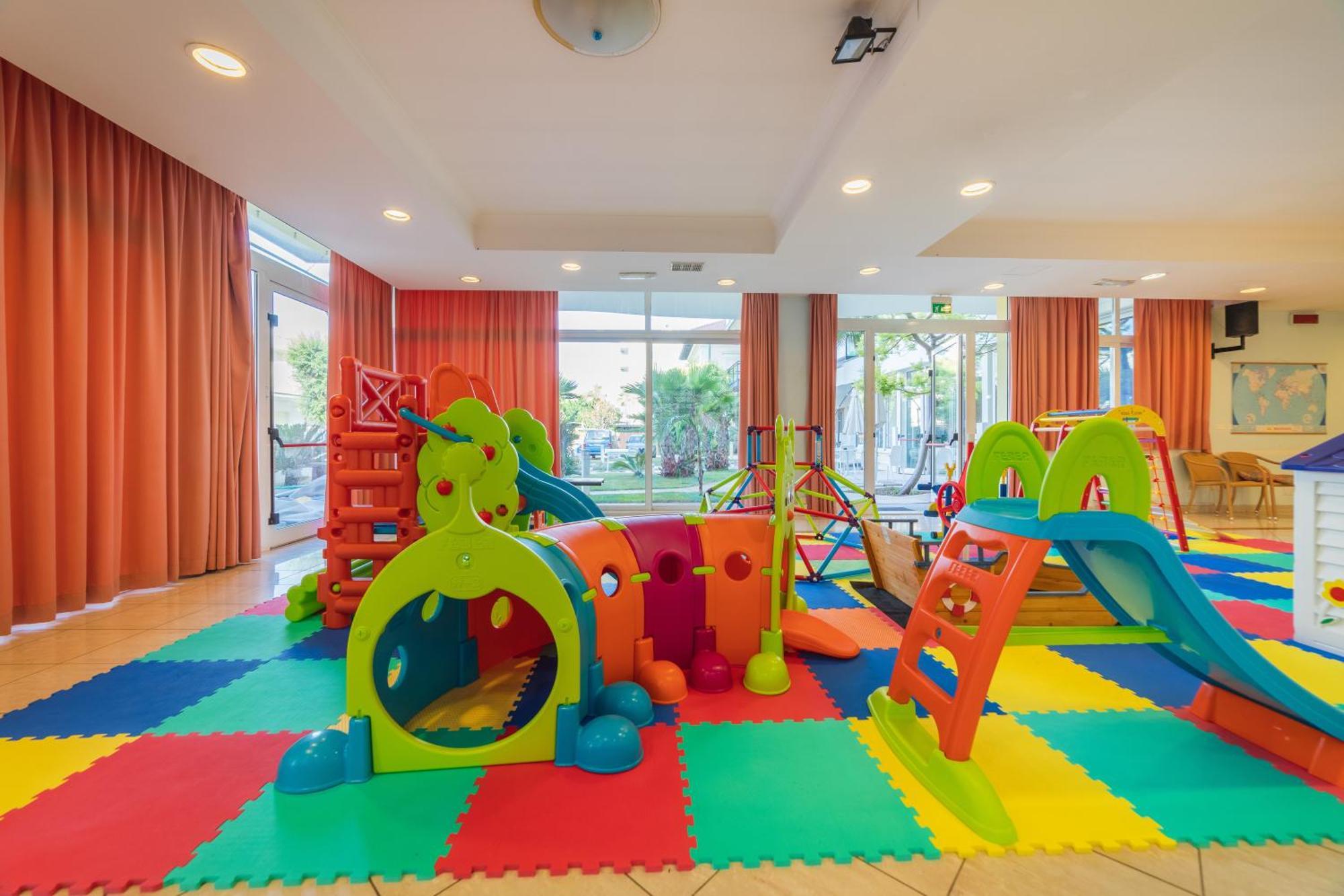 Hotel Royal Cattolica Bagian luar foto