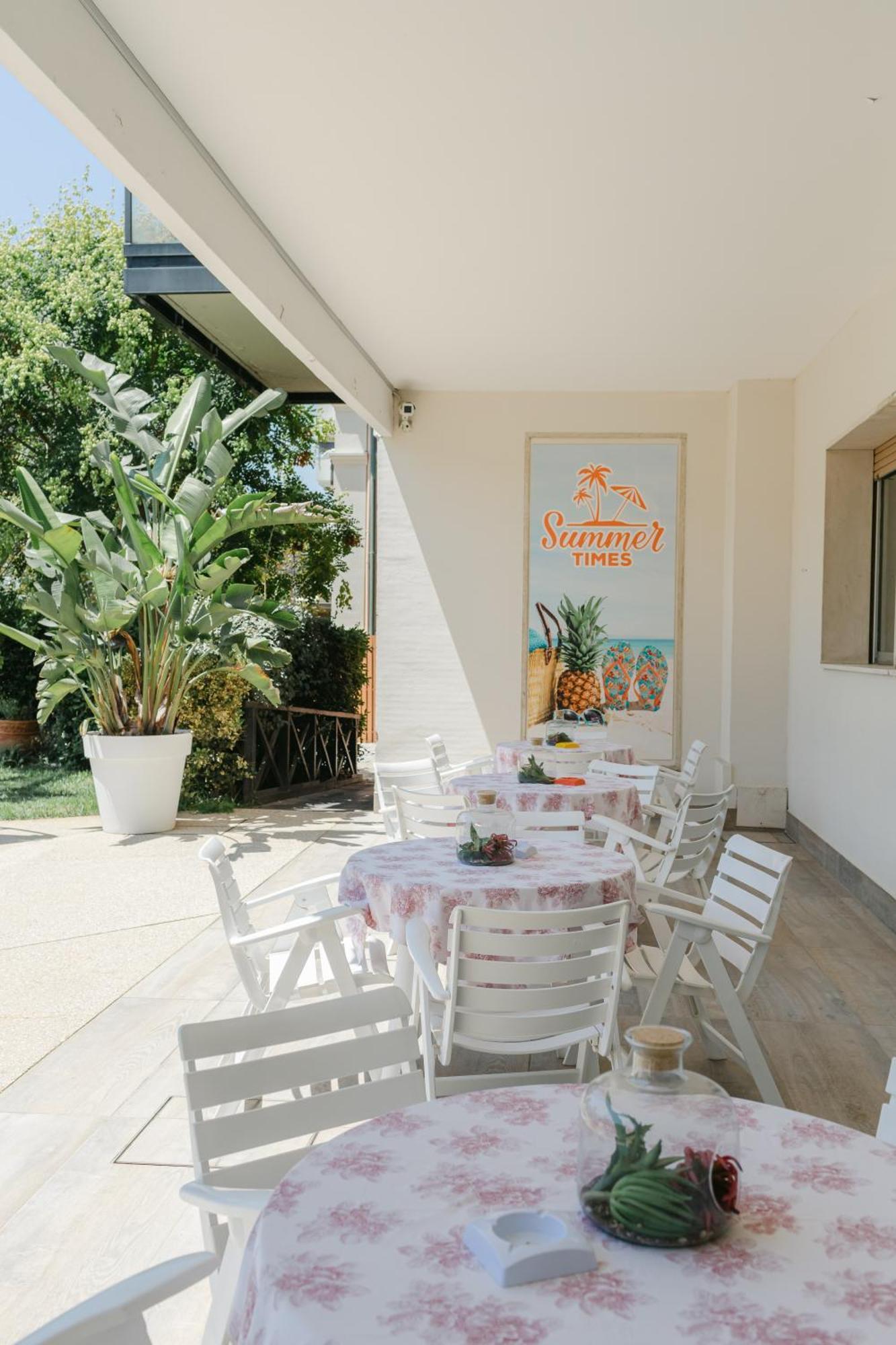 Hotel Royal Cattolica Bagian luar foto