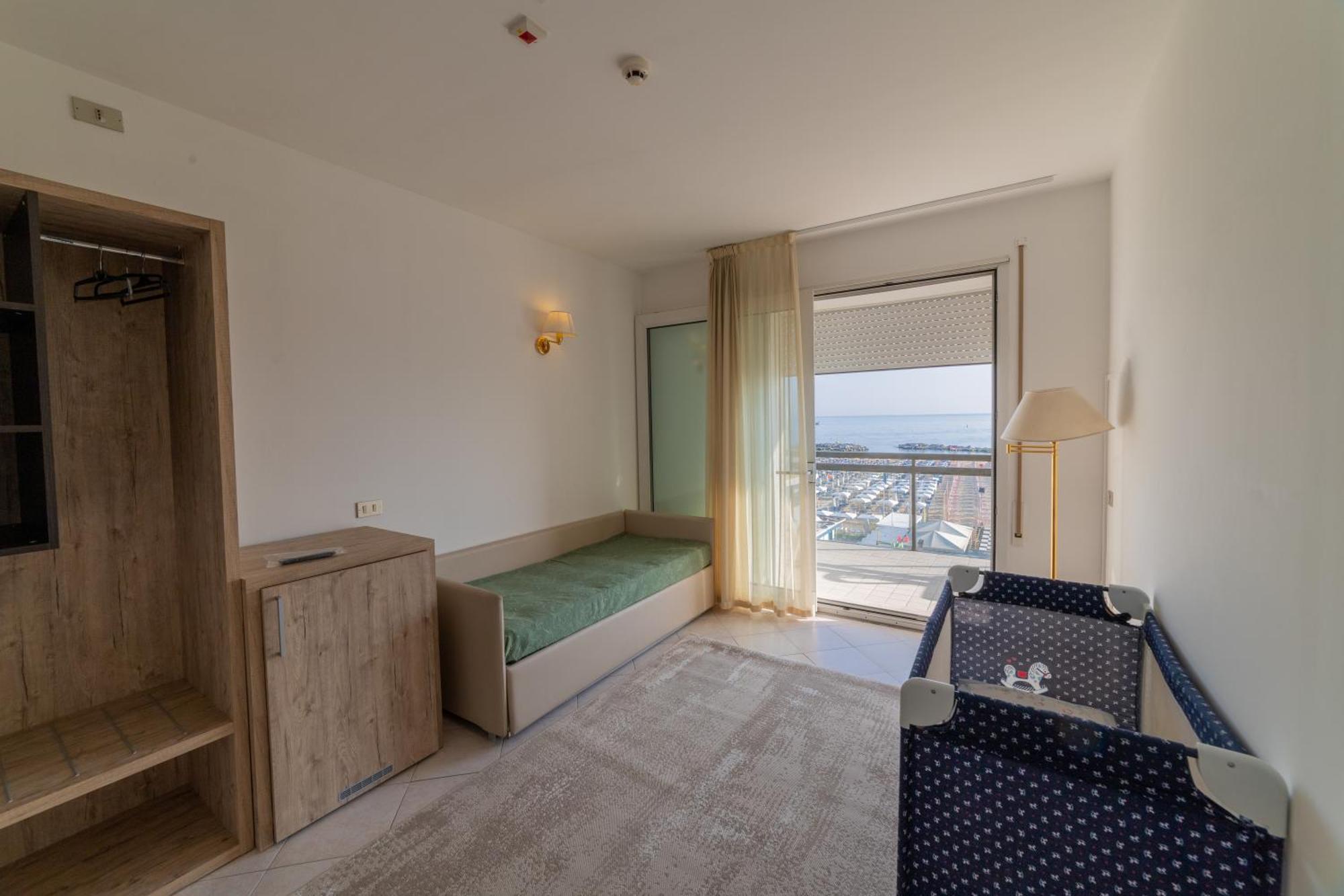 Hotel Royal Cattolica Bagian luar foto