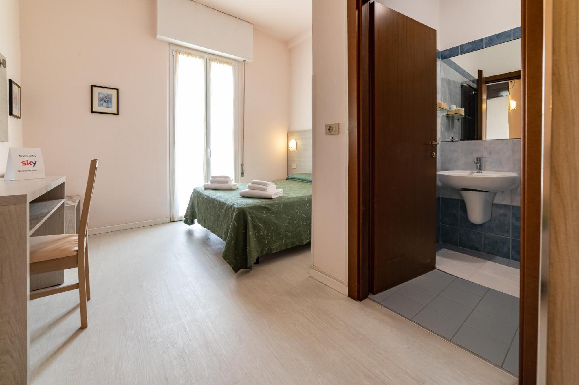 Hotel Royal Cattolica Bagian luar foto