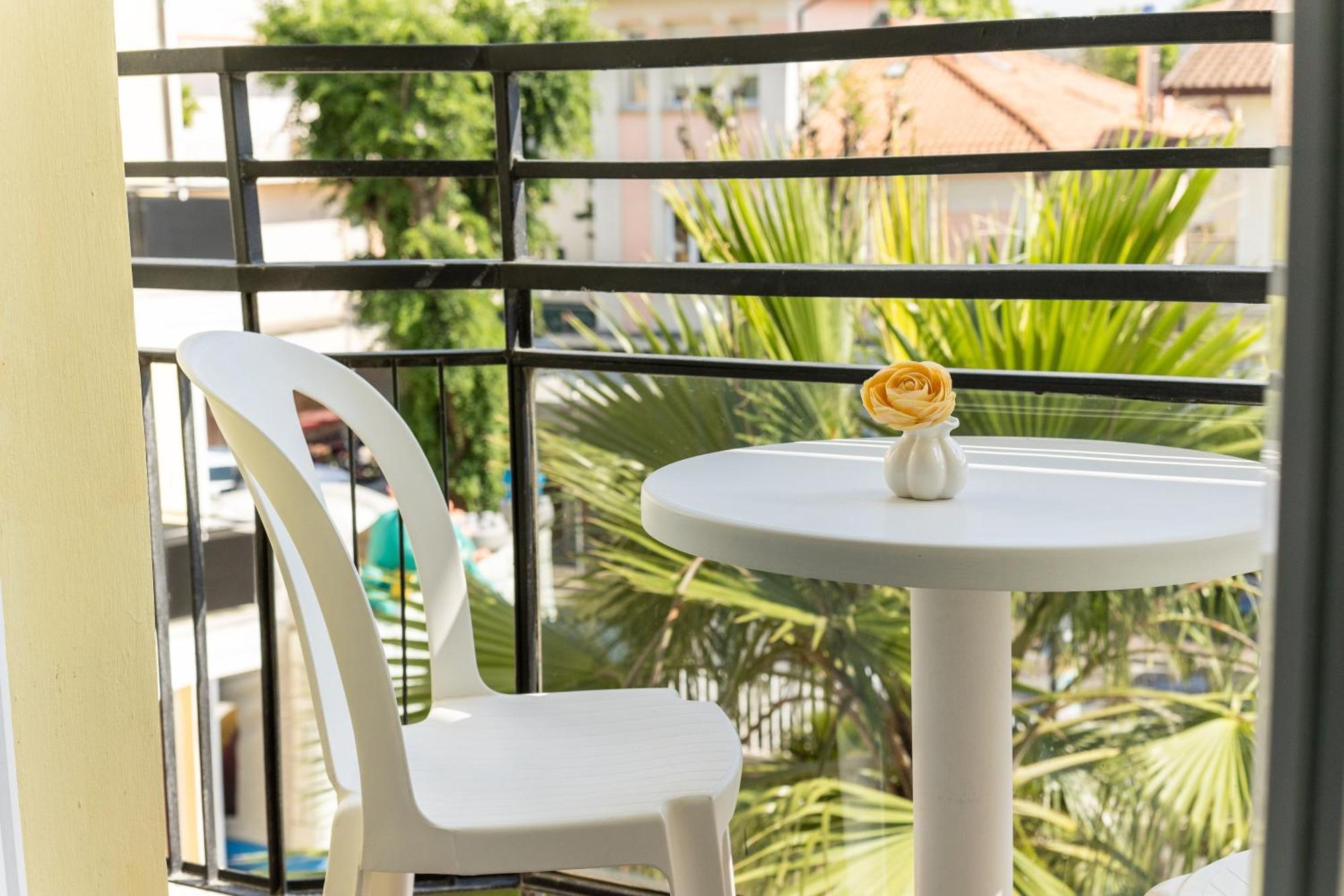 Hotel Royal Cattolica Bagian luar foto
