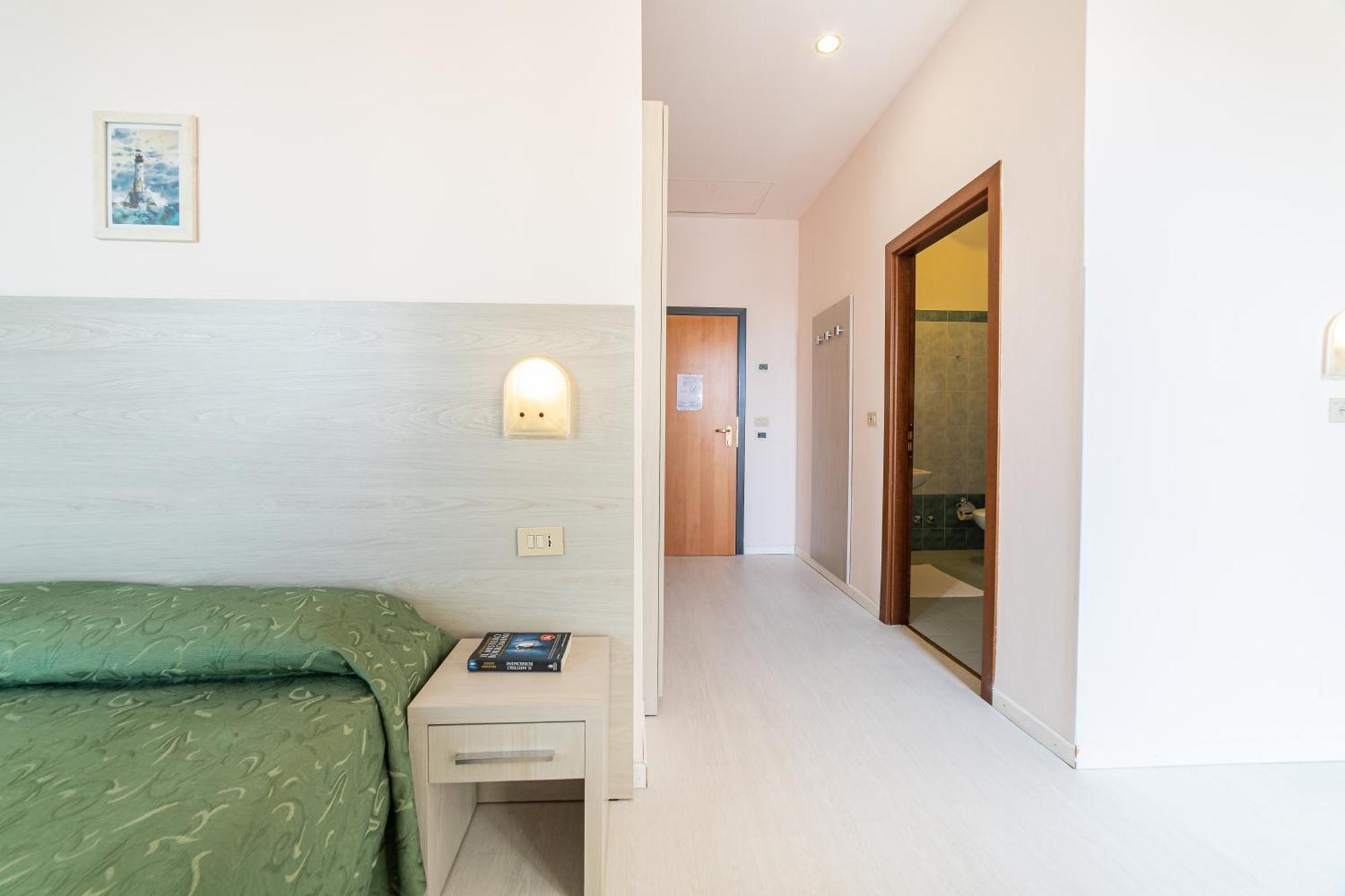 Hotel Royal Cattolica Bagian luar foto