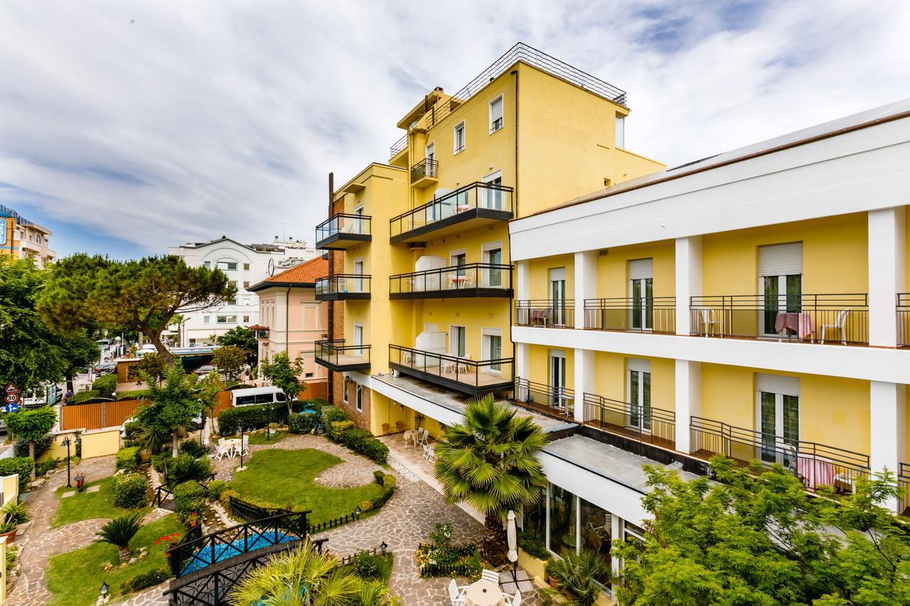 Hotel Royal Cattolica Bagian luar foto